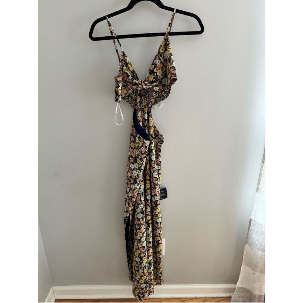 A7 Lulus It's‎ A Perfect Pick Navy Blue Floral Print Cutout Maxi Dress - Size M - Picture 4 of 5